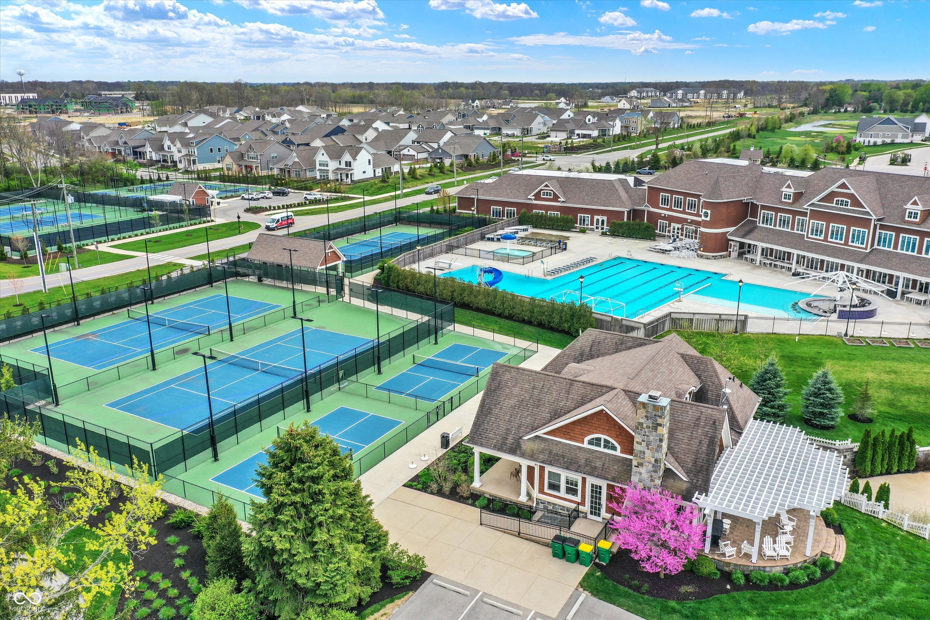 1605 Chatham Rdg Court