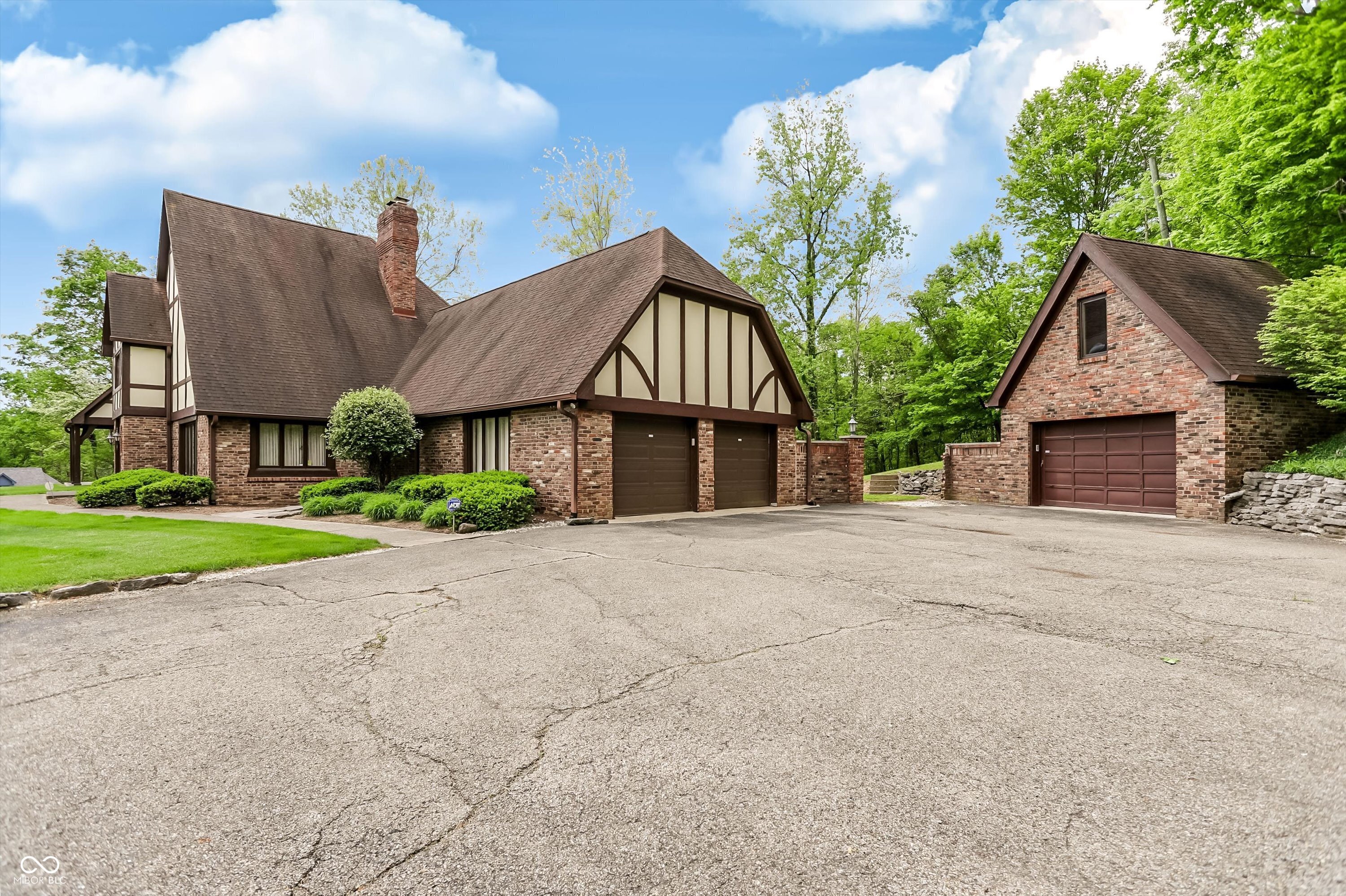 7922 Mill Pond Lane