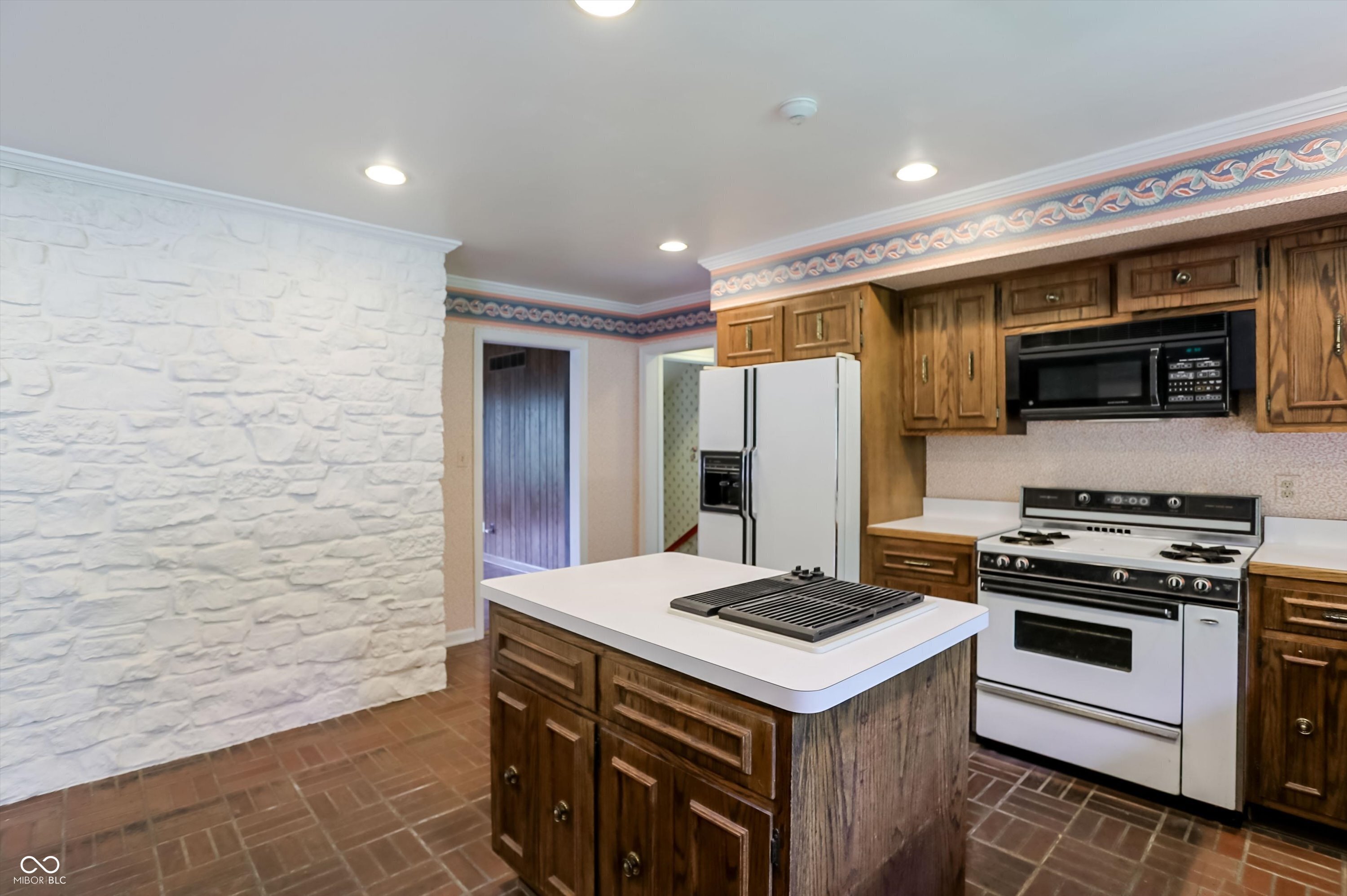 7922 Mill Pond Lane