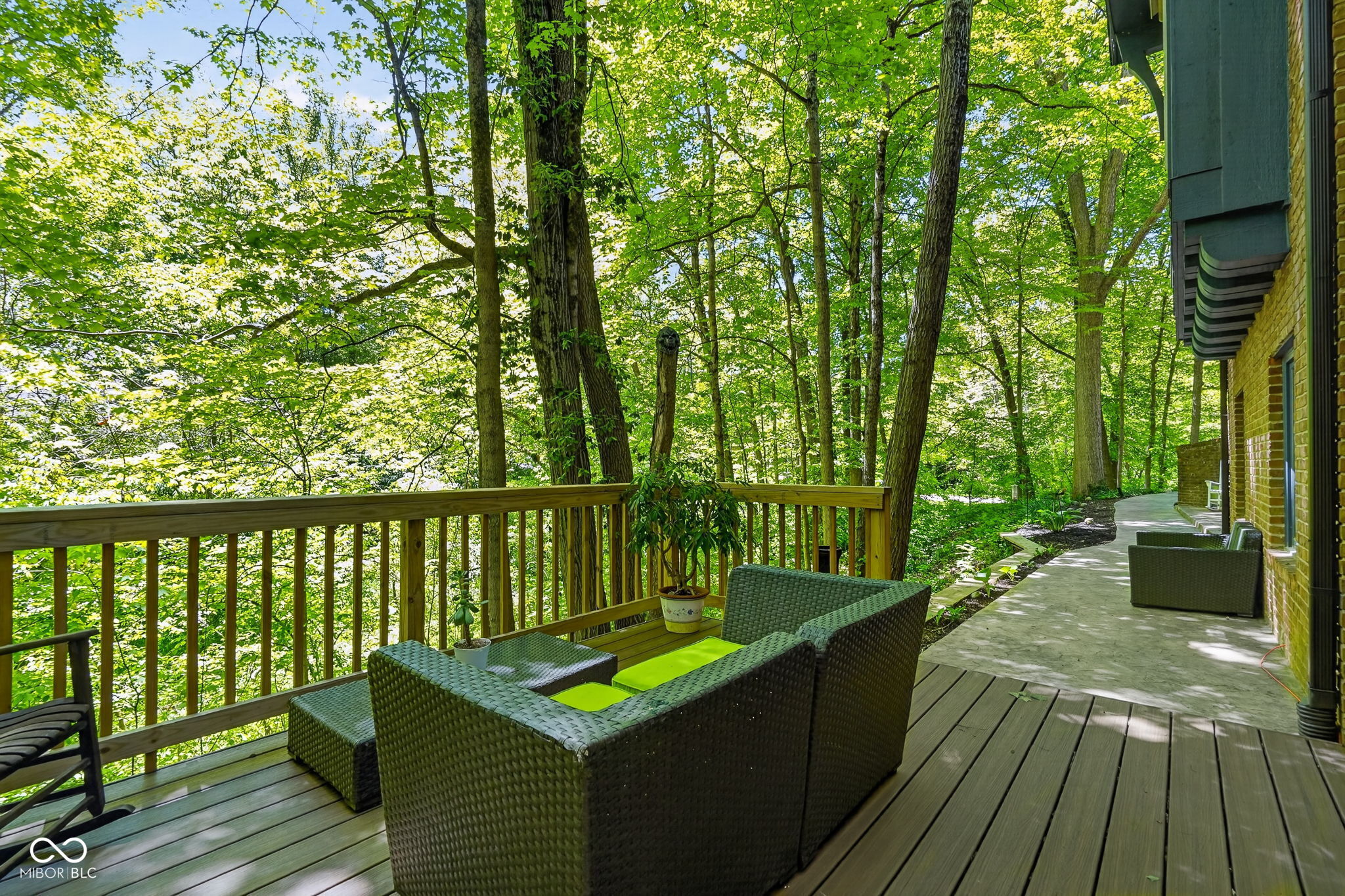 845 Sugarbush Ridge