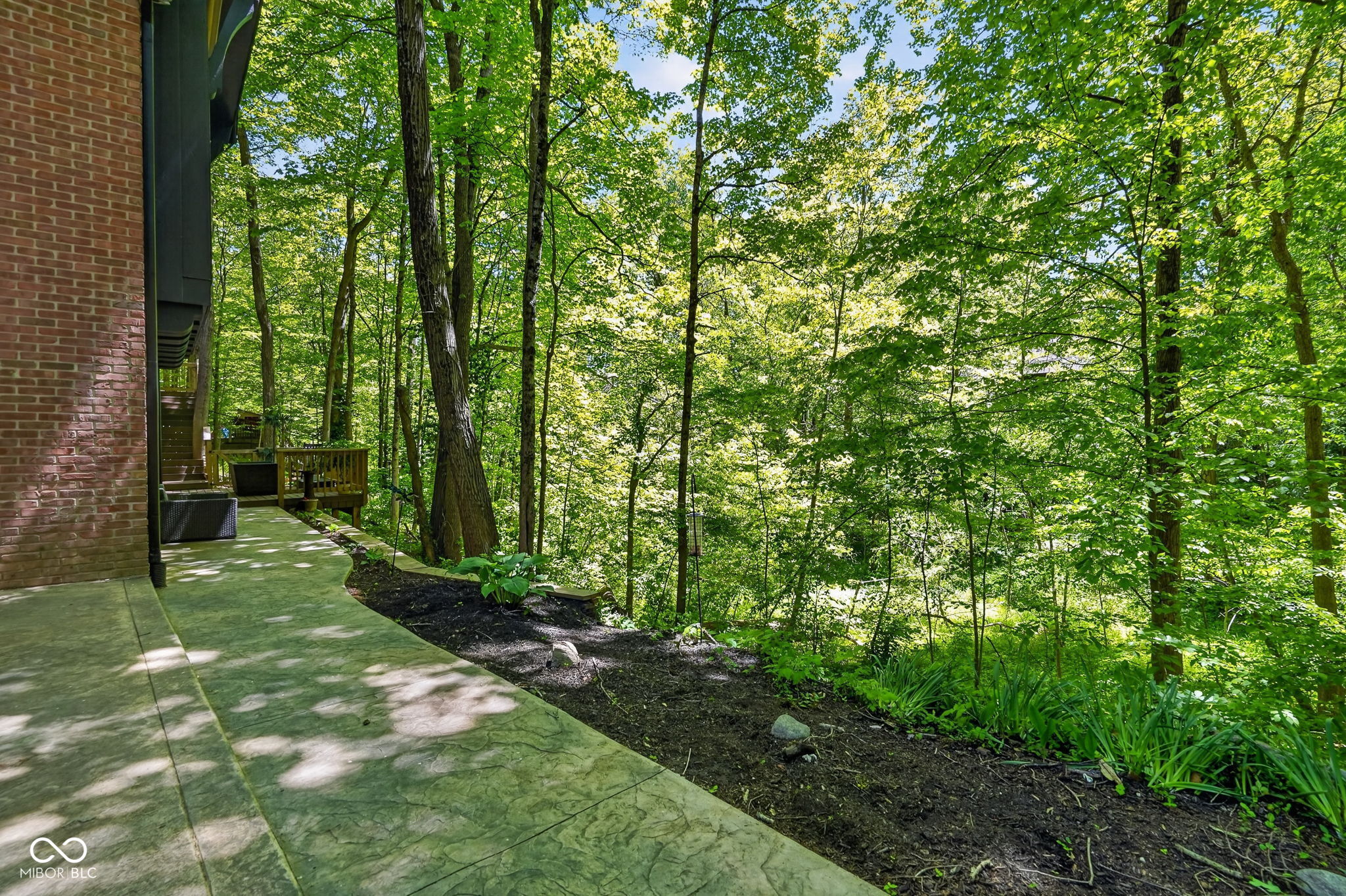 845 Sugarbush Ridge