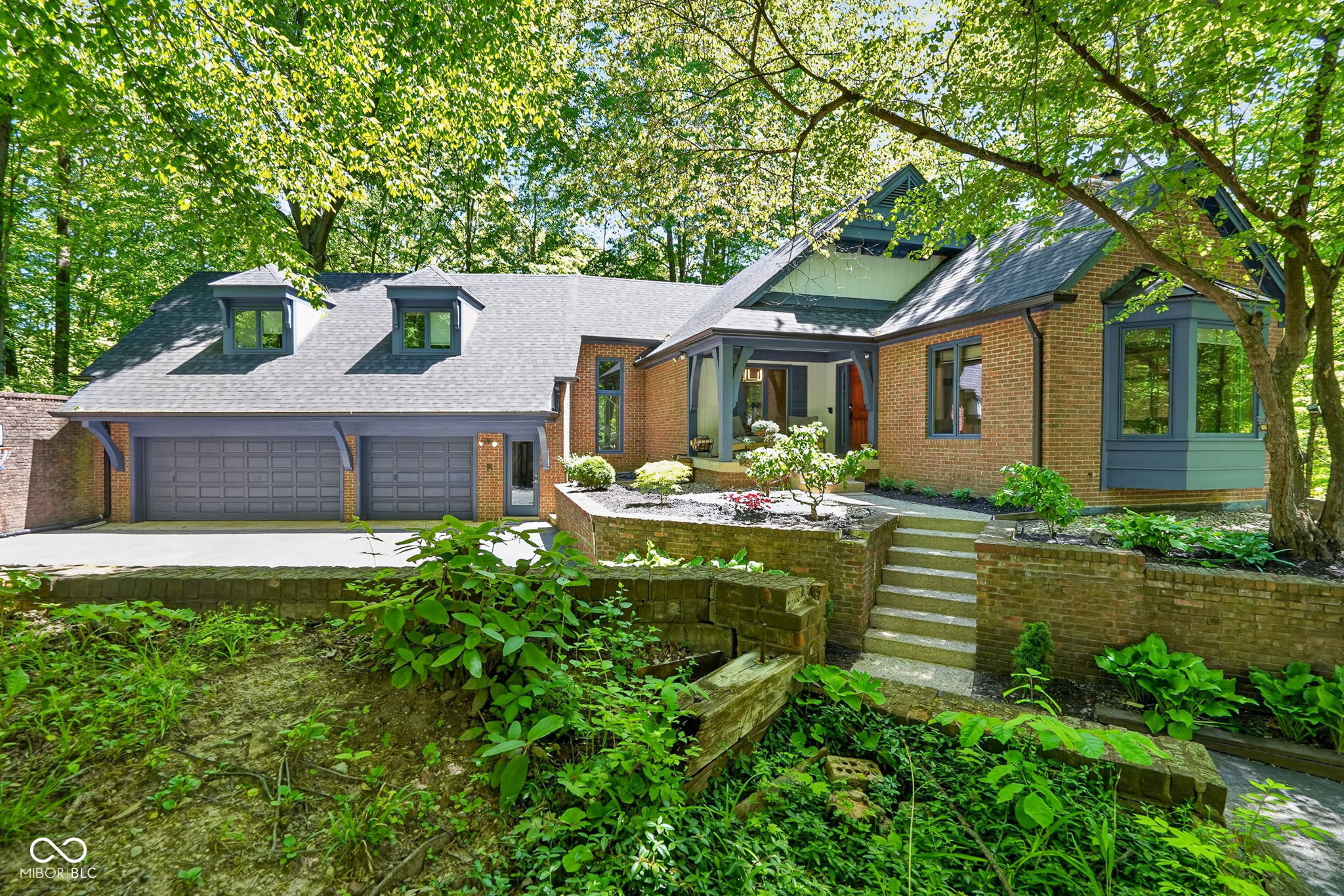 845 Sugarbush Ridge