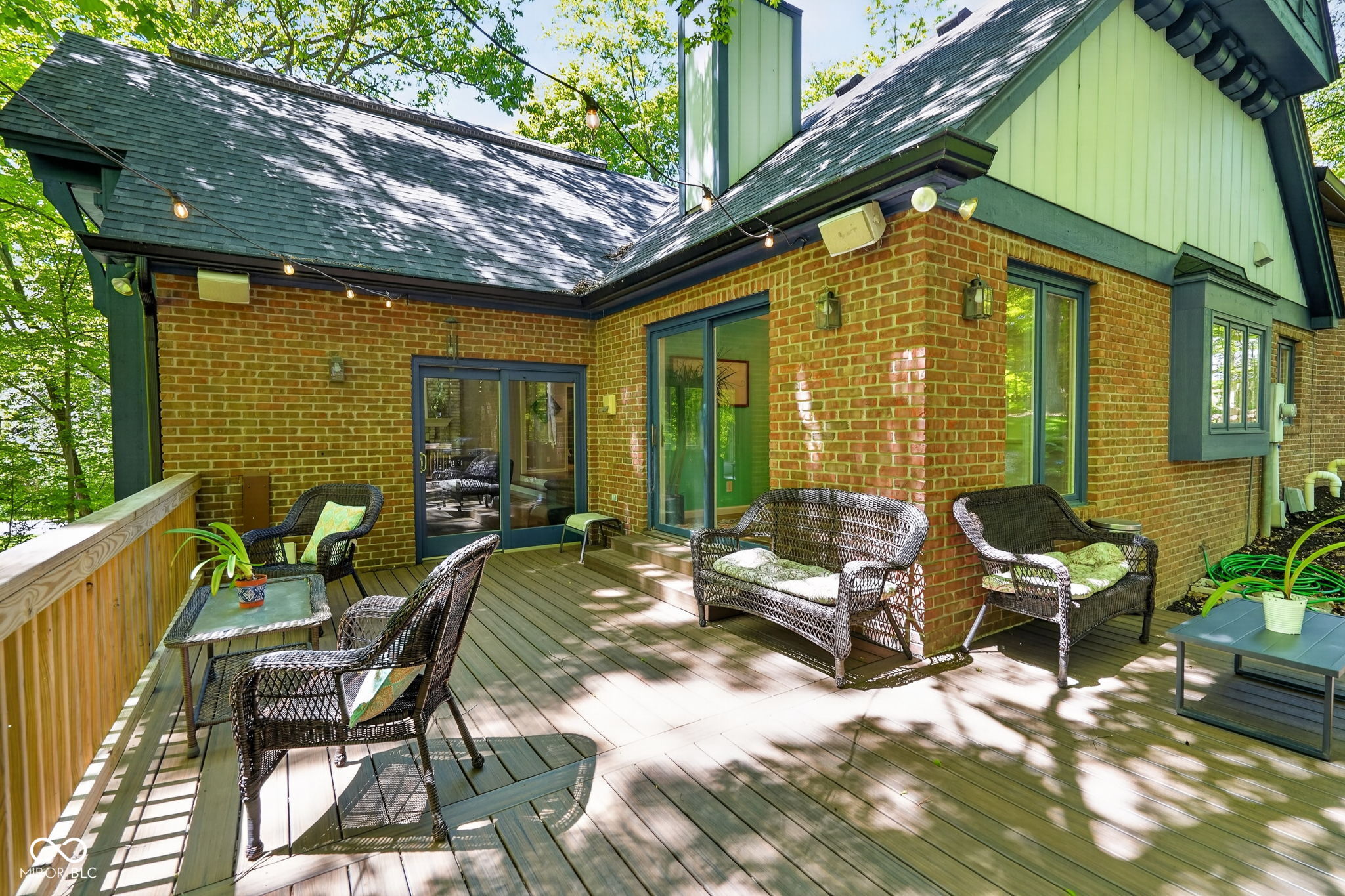 845 Sugarbush Ridge
