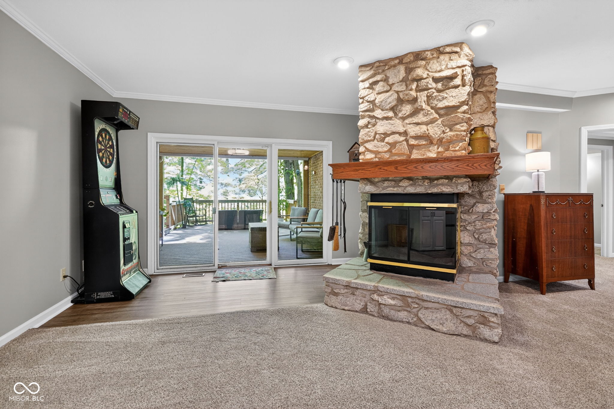 845 Sugarbush Ridge