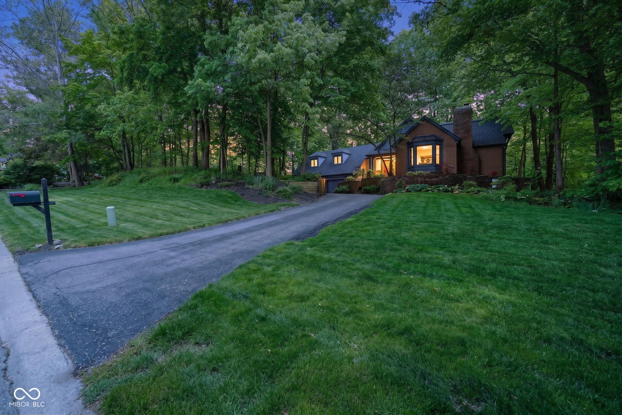 845 Sugarbush Ridge