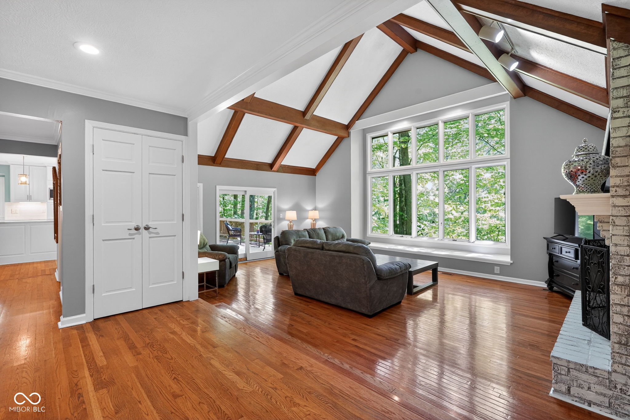 845 Sugarbush Ridge