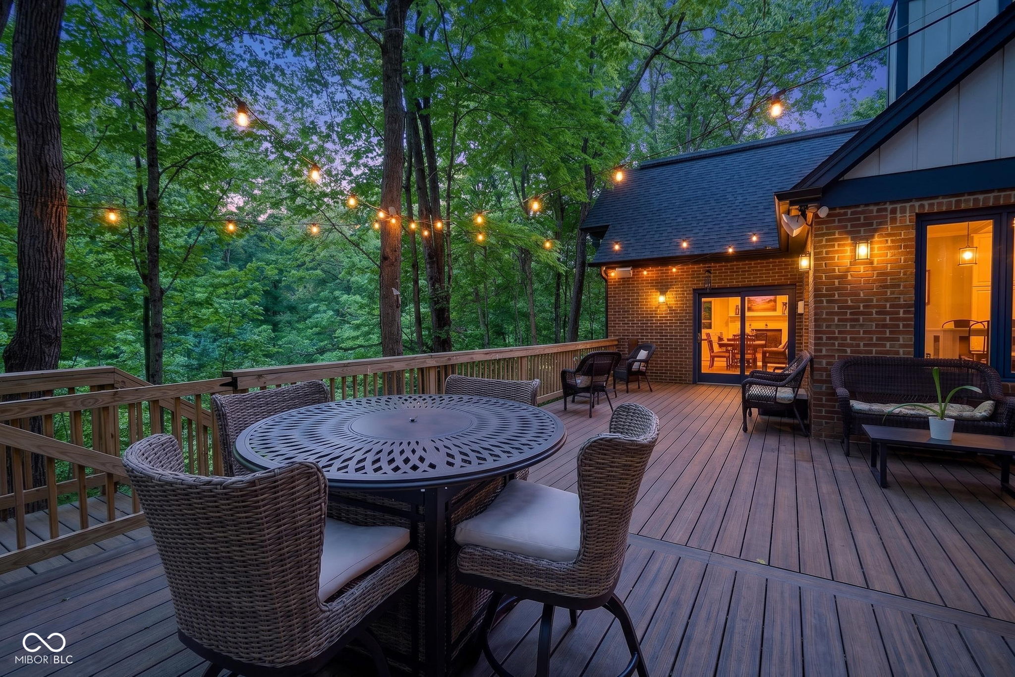845 Sugarbush Ridge