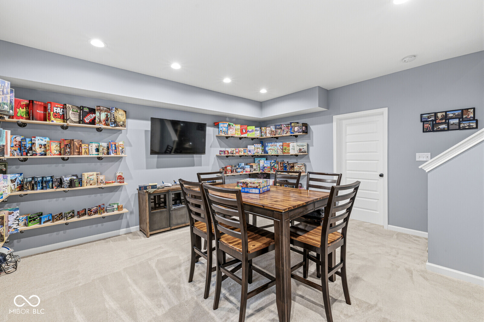 5242 Tulip Tree Drive