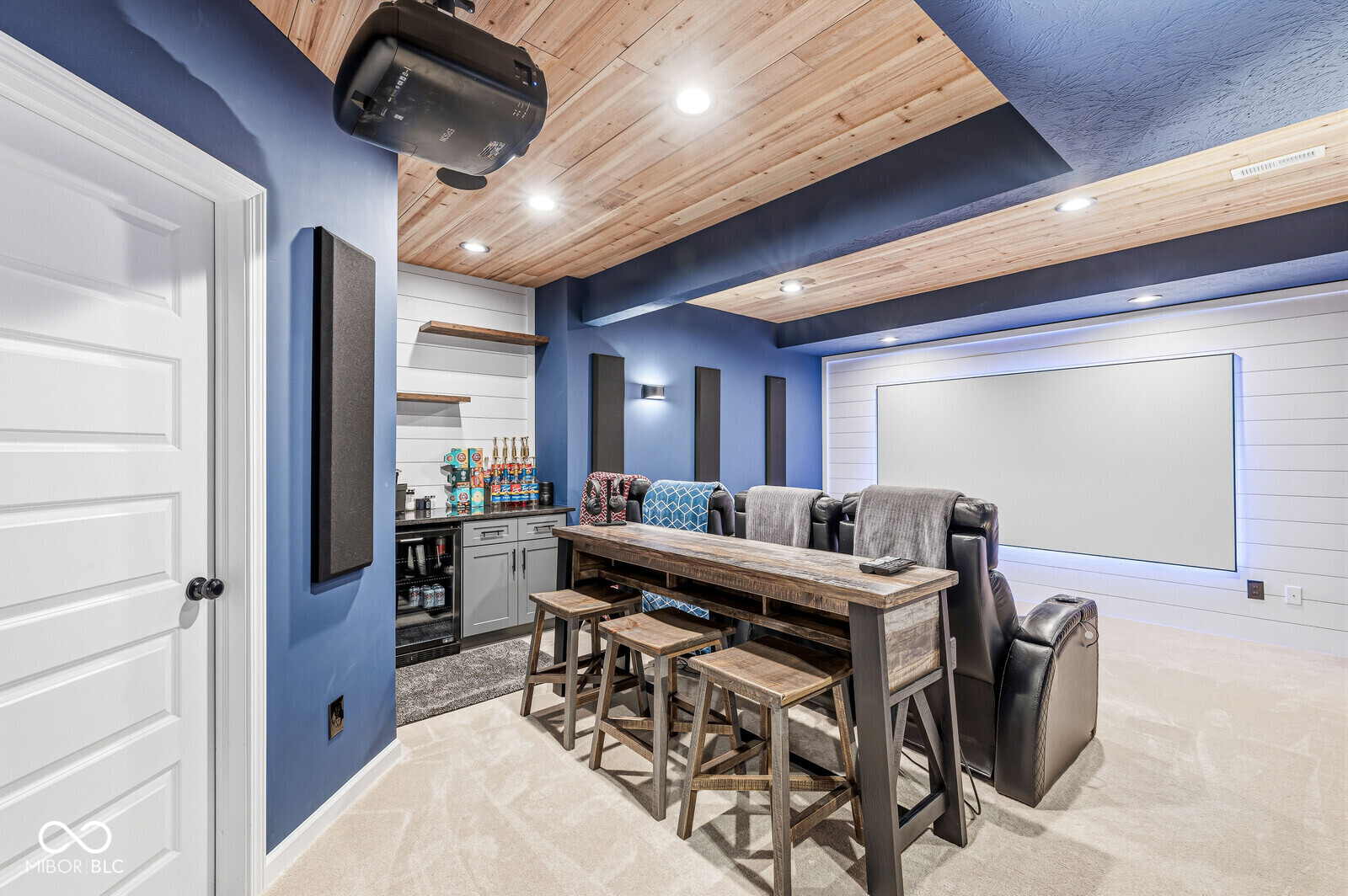 5242 Tulip Tree Drive