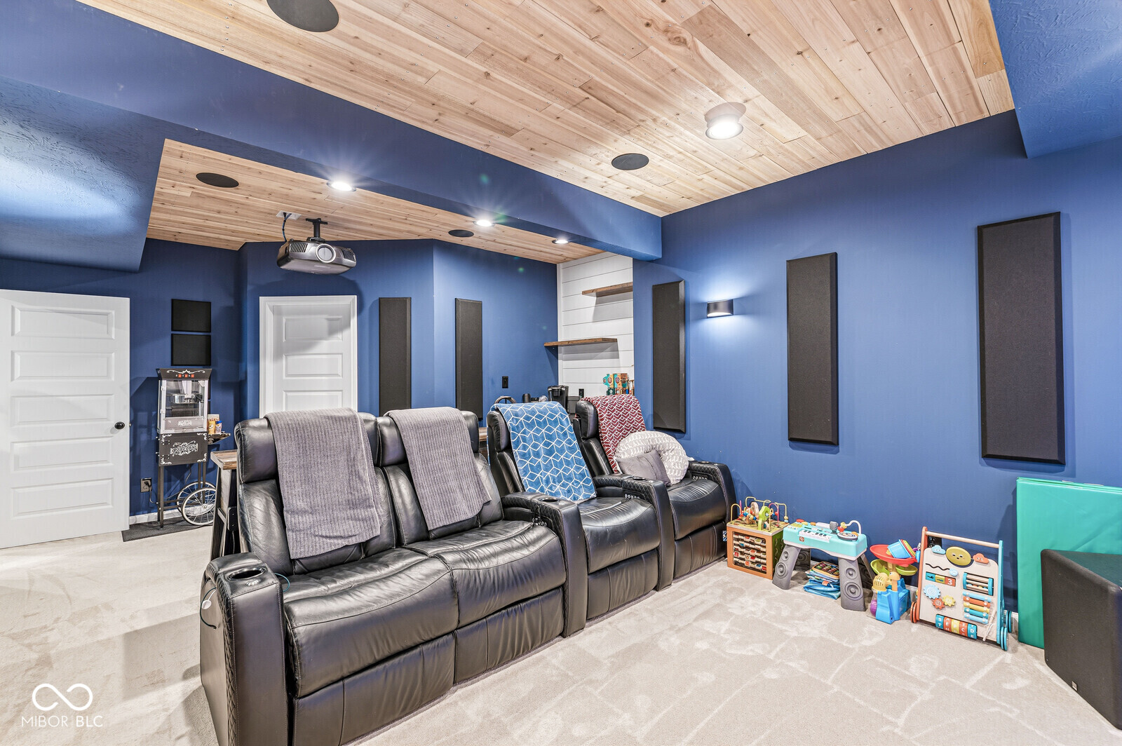 5242 Tulip Tree Drive