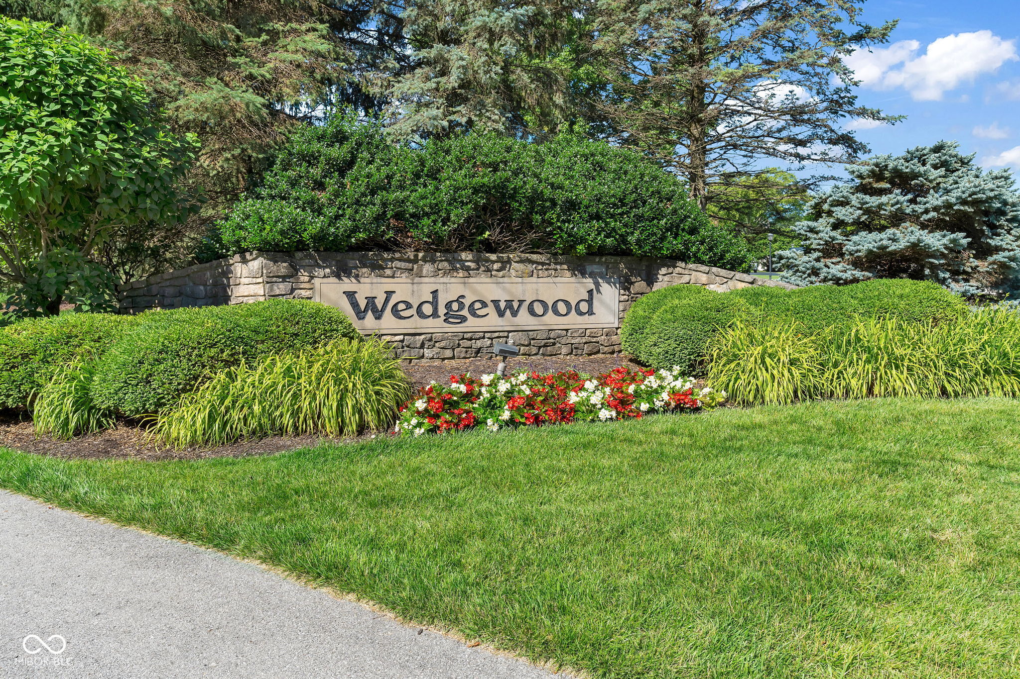 824 Wedgewood Lane