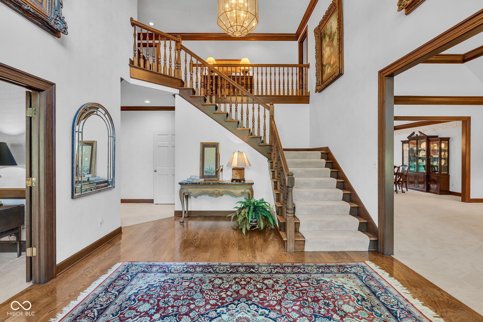 824 Wedgewood Lane