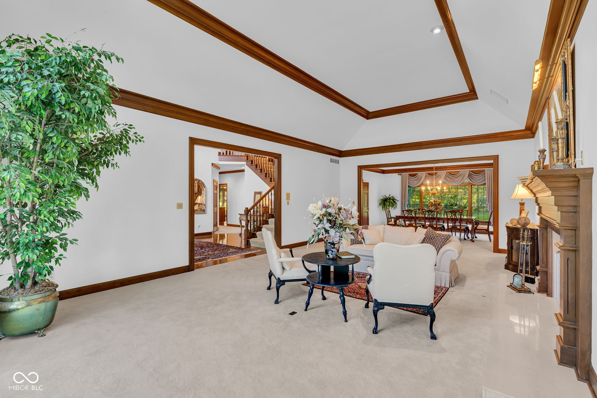 824 Wedgewood Lane