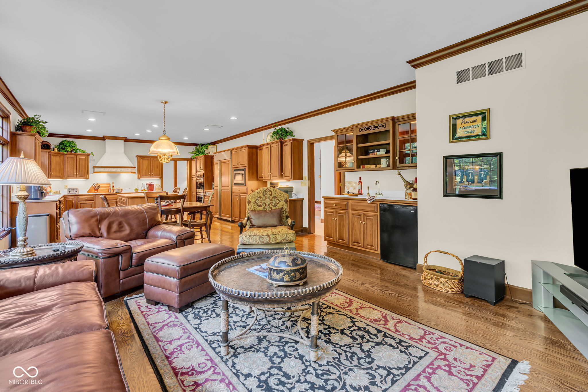 824 Wedgewood Lane
