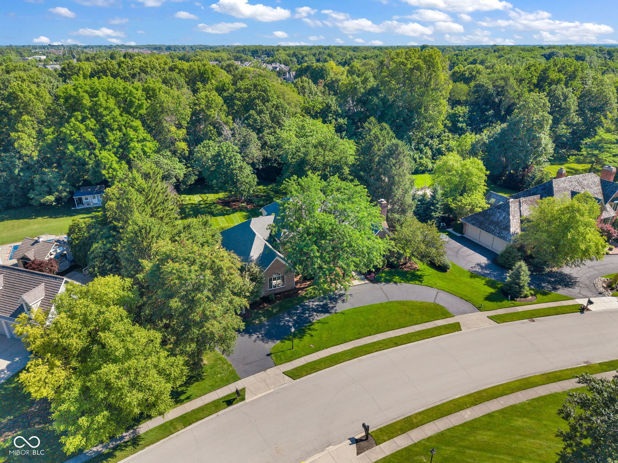824 Wedgewood Lane