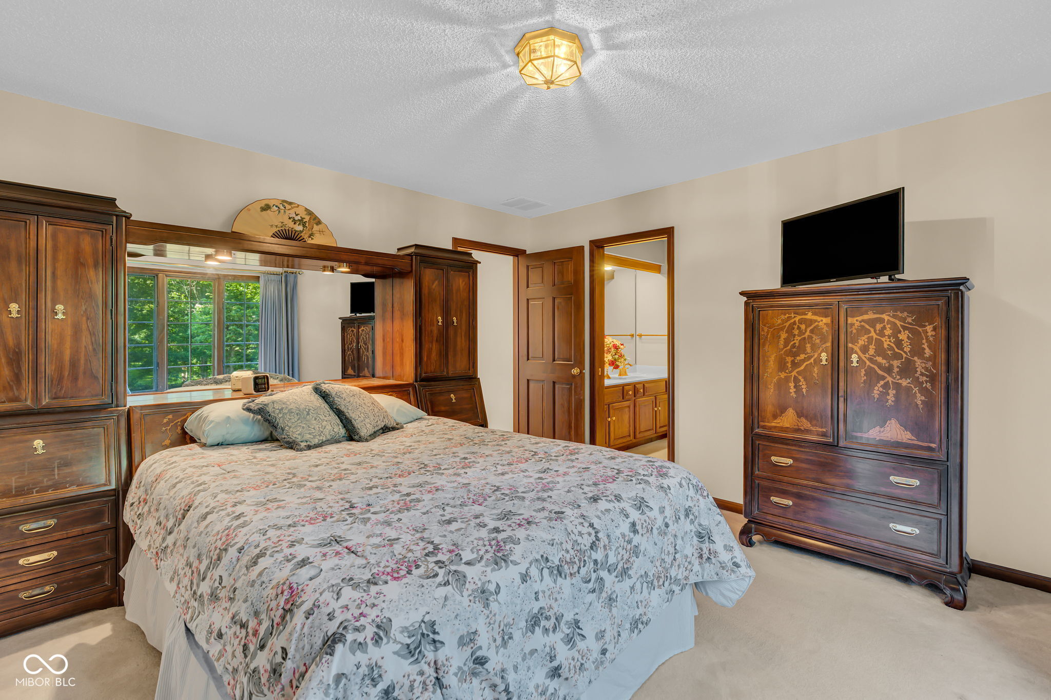 824 Wedgewood Lane