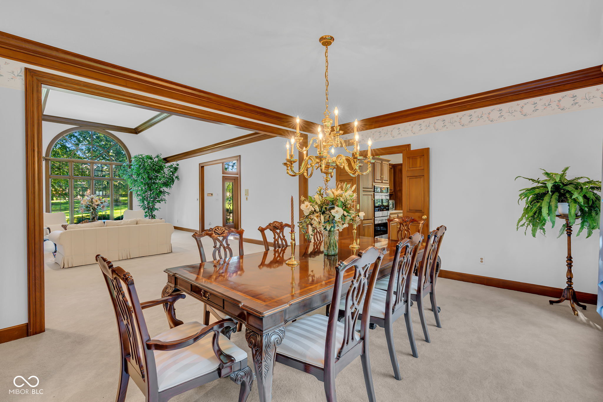 824 Wedgewood Lane