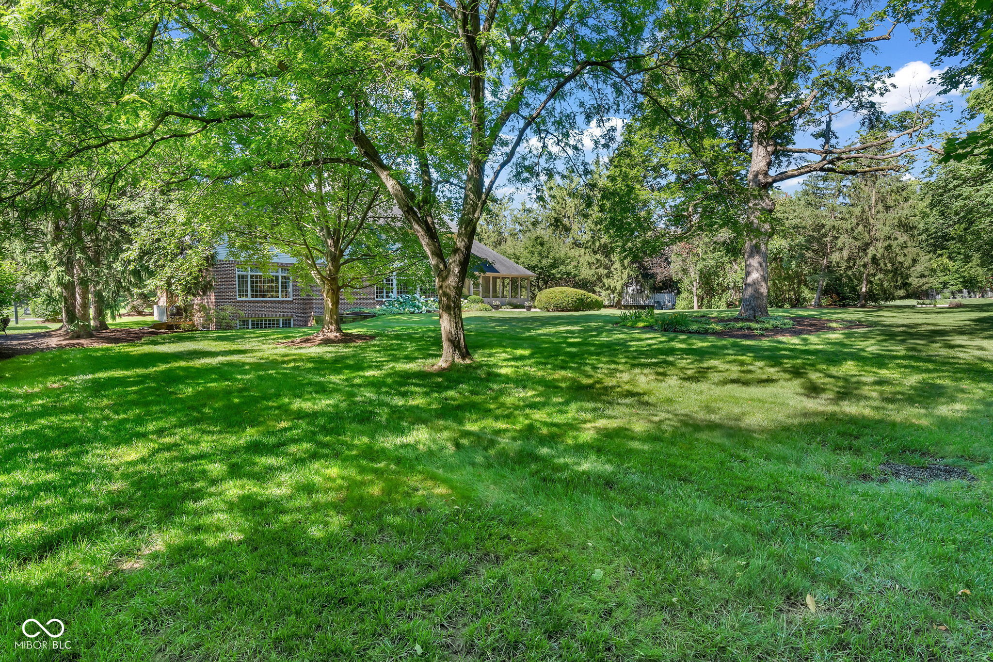 824 Wedgewood Lane