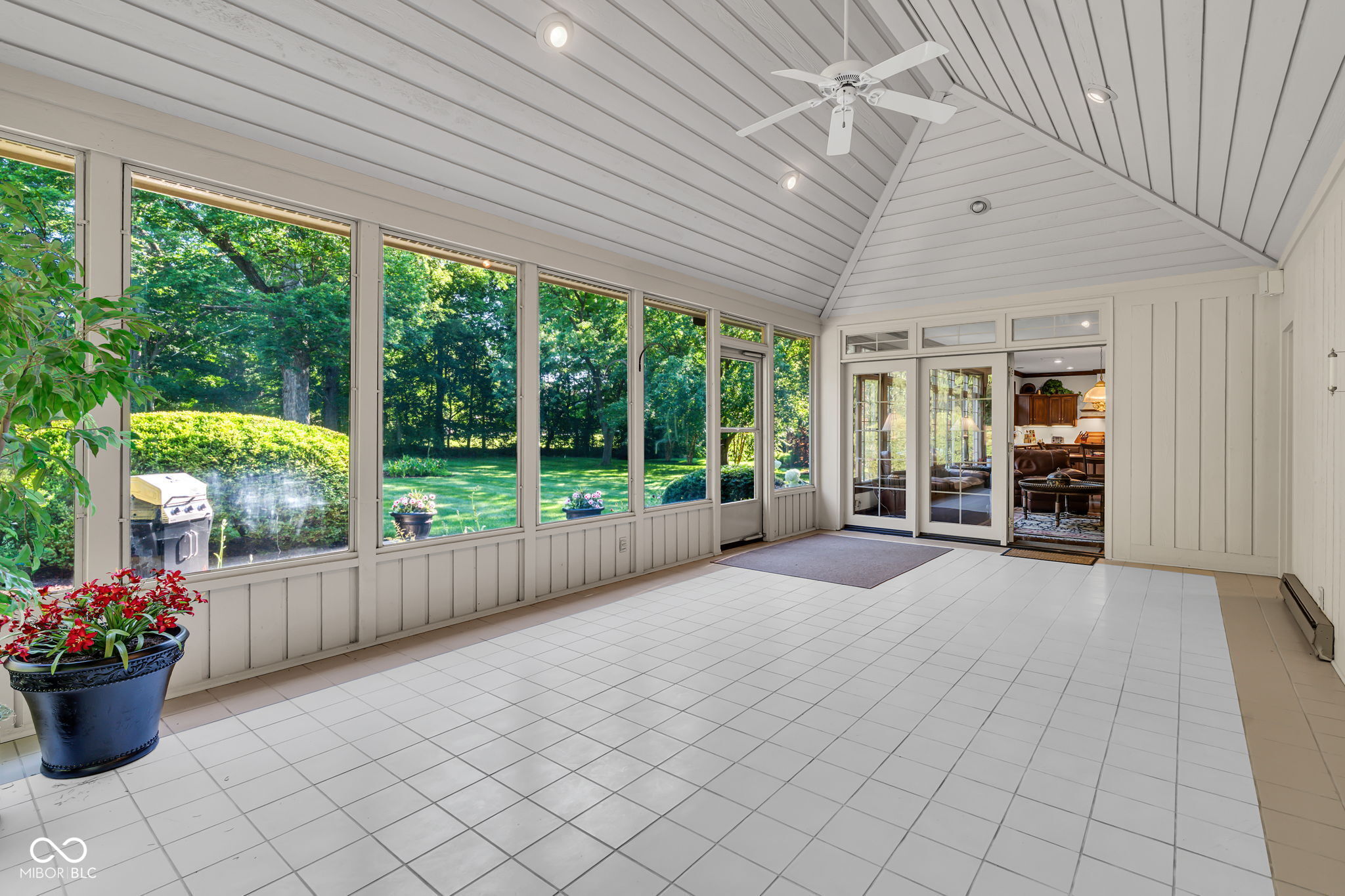 824 Wedgewood Lane