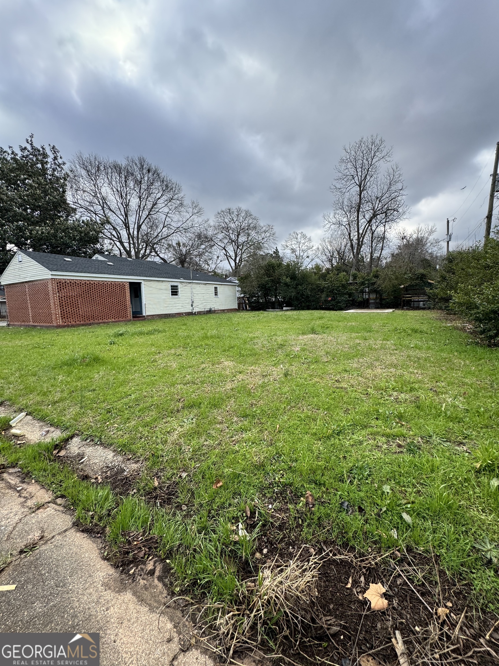 201 Meadowdale Drive