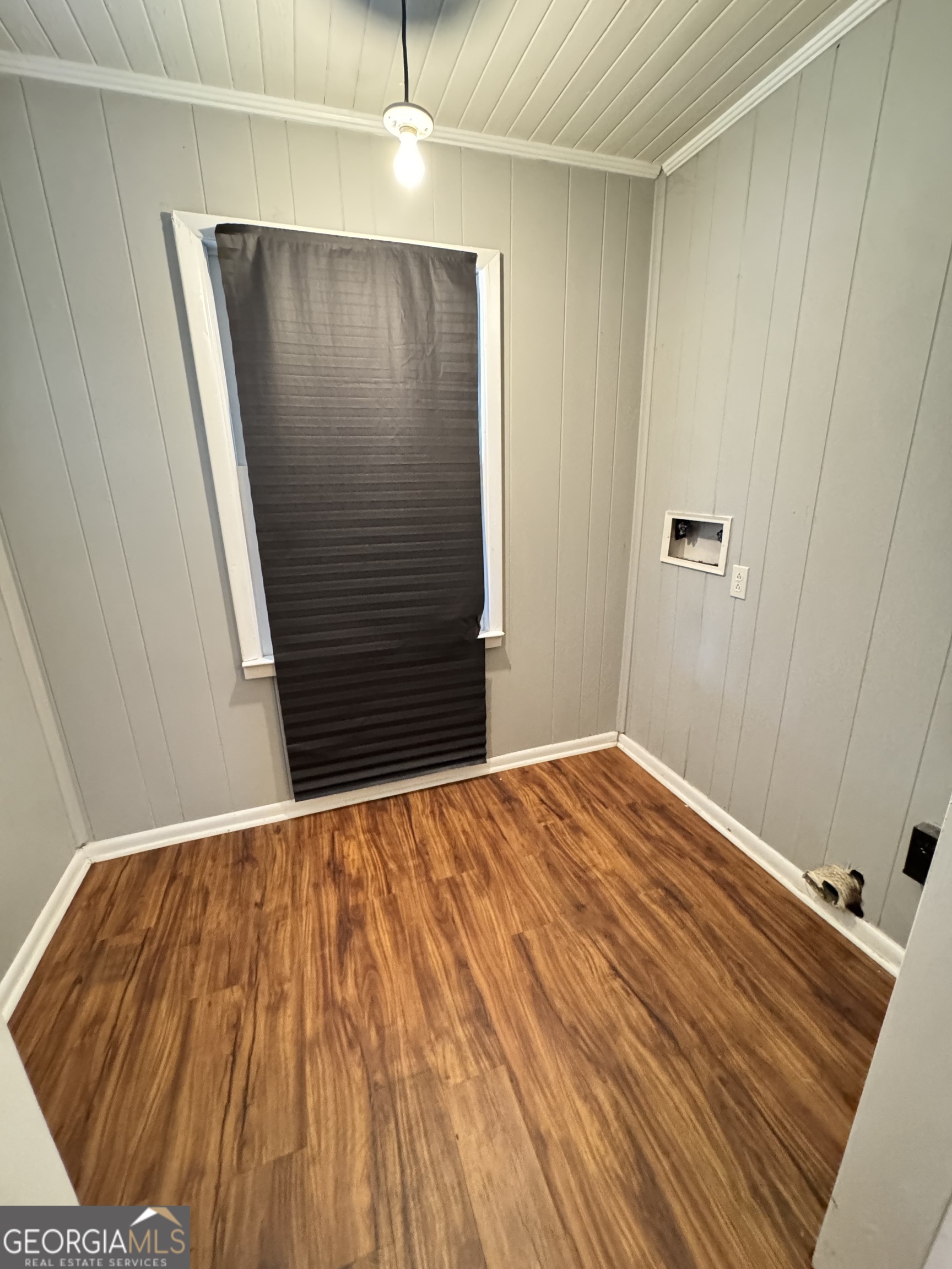 201 Meadowdale Drive