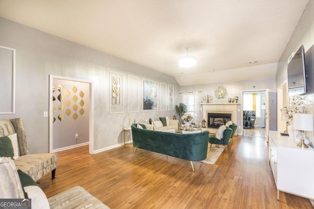 123 Galaxy Avenue