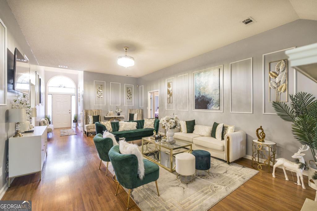 123 Galaxy Avenue