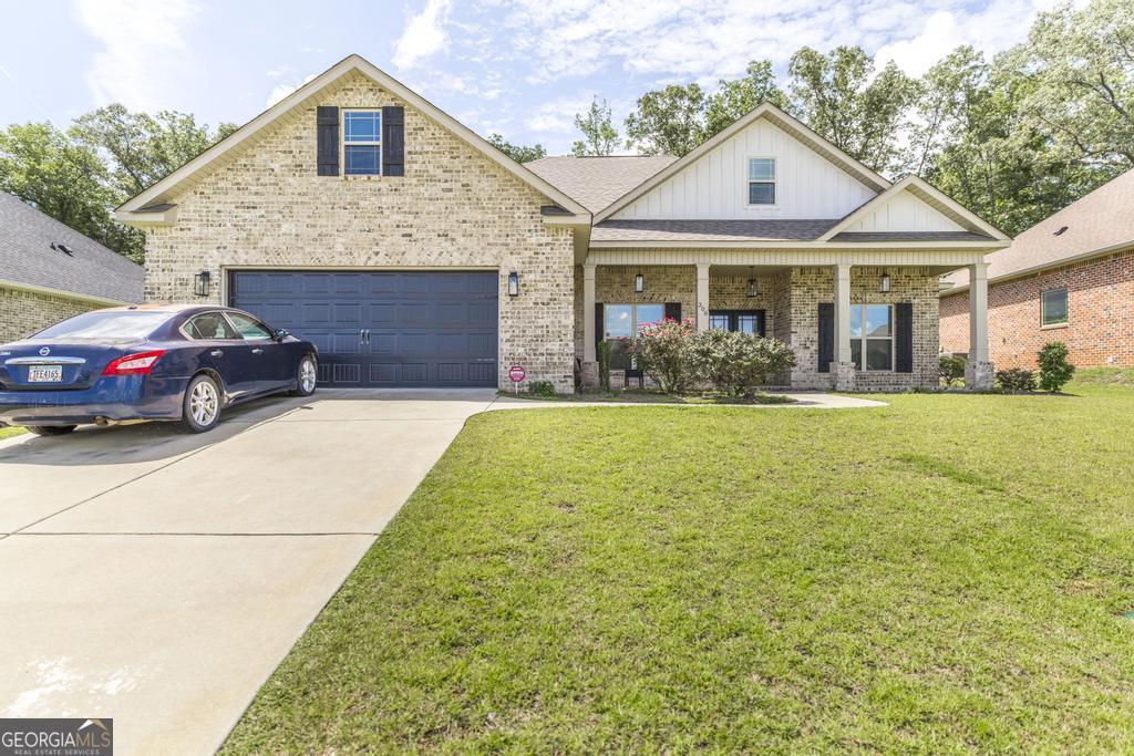 306 Rustic Live Oak Trail