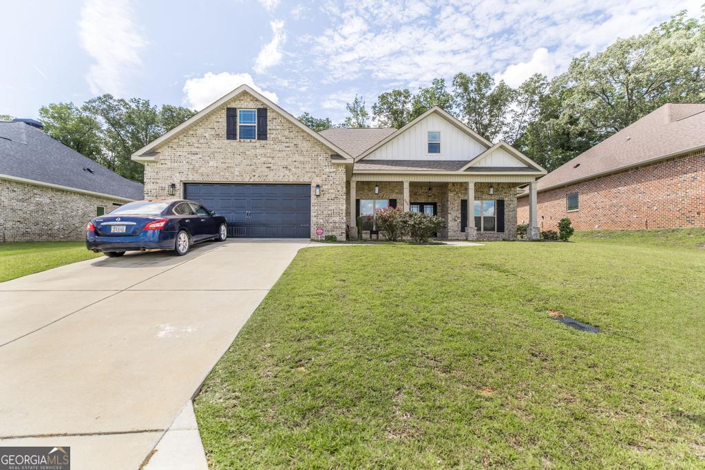 306 Rustic Live Oak Trail