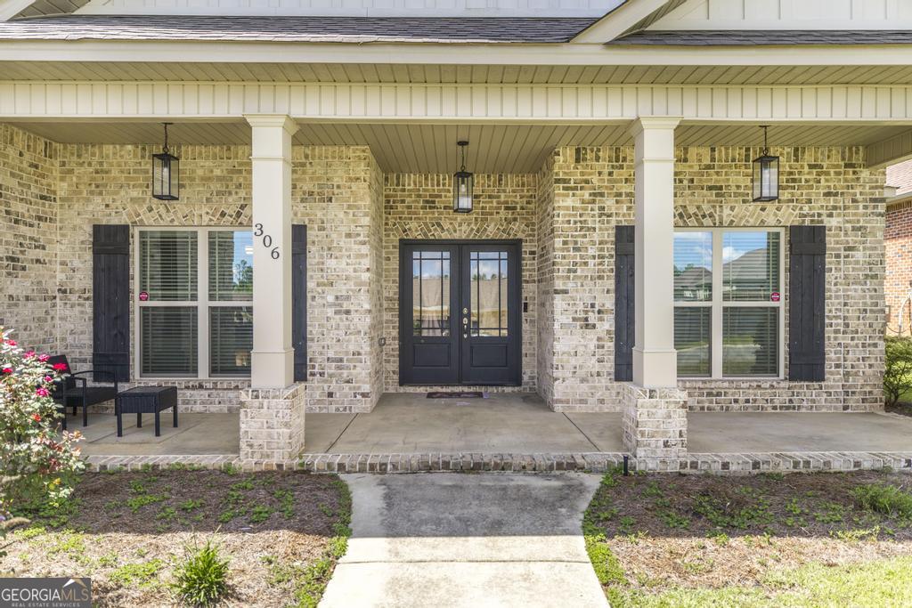 306 Rustic Live Oak Trail