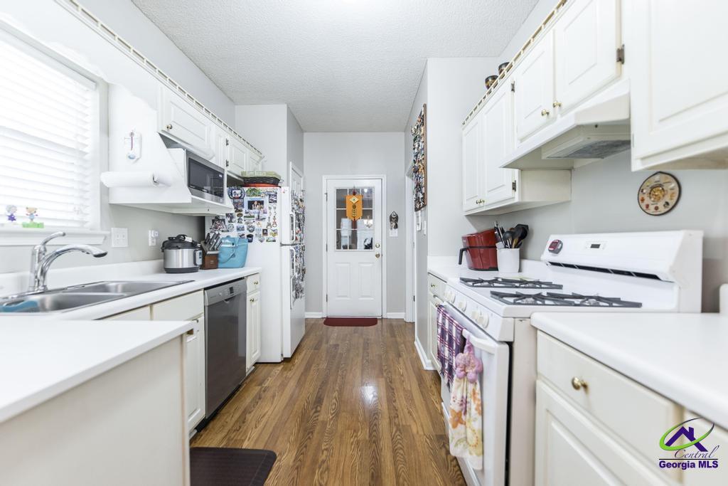 151 Parklane Place