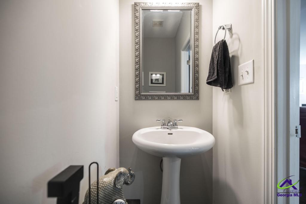 215 Golden Rod Trail
