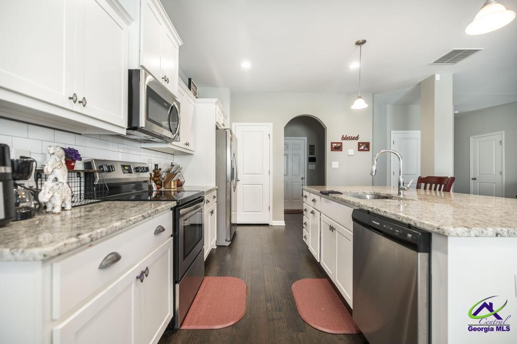 215 Golden Rod Trail