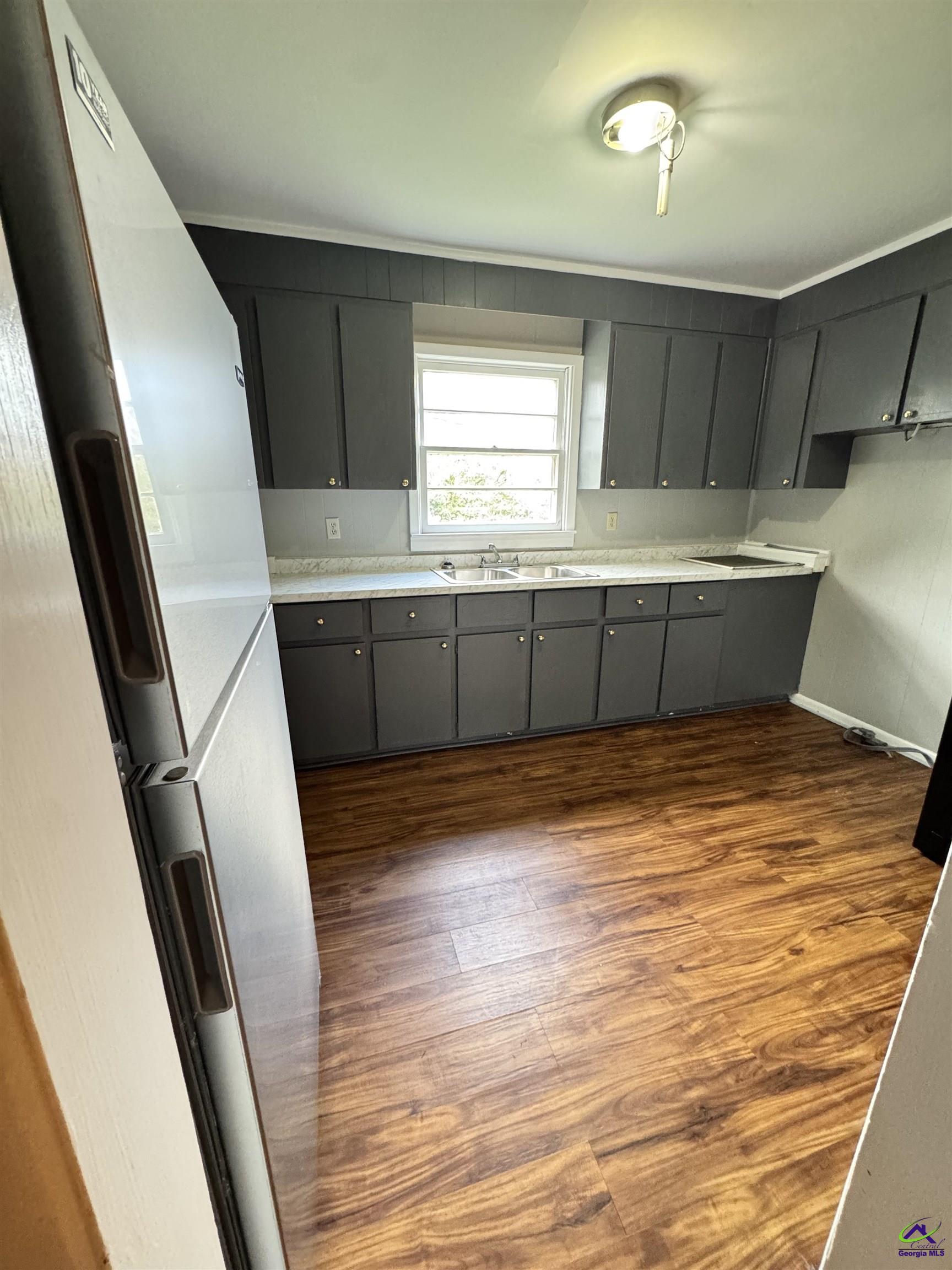 201 Meadowdale Drive