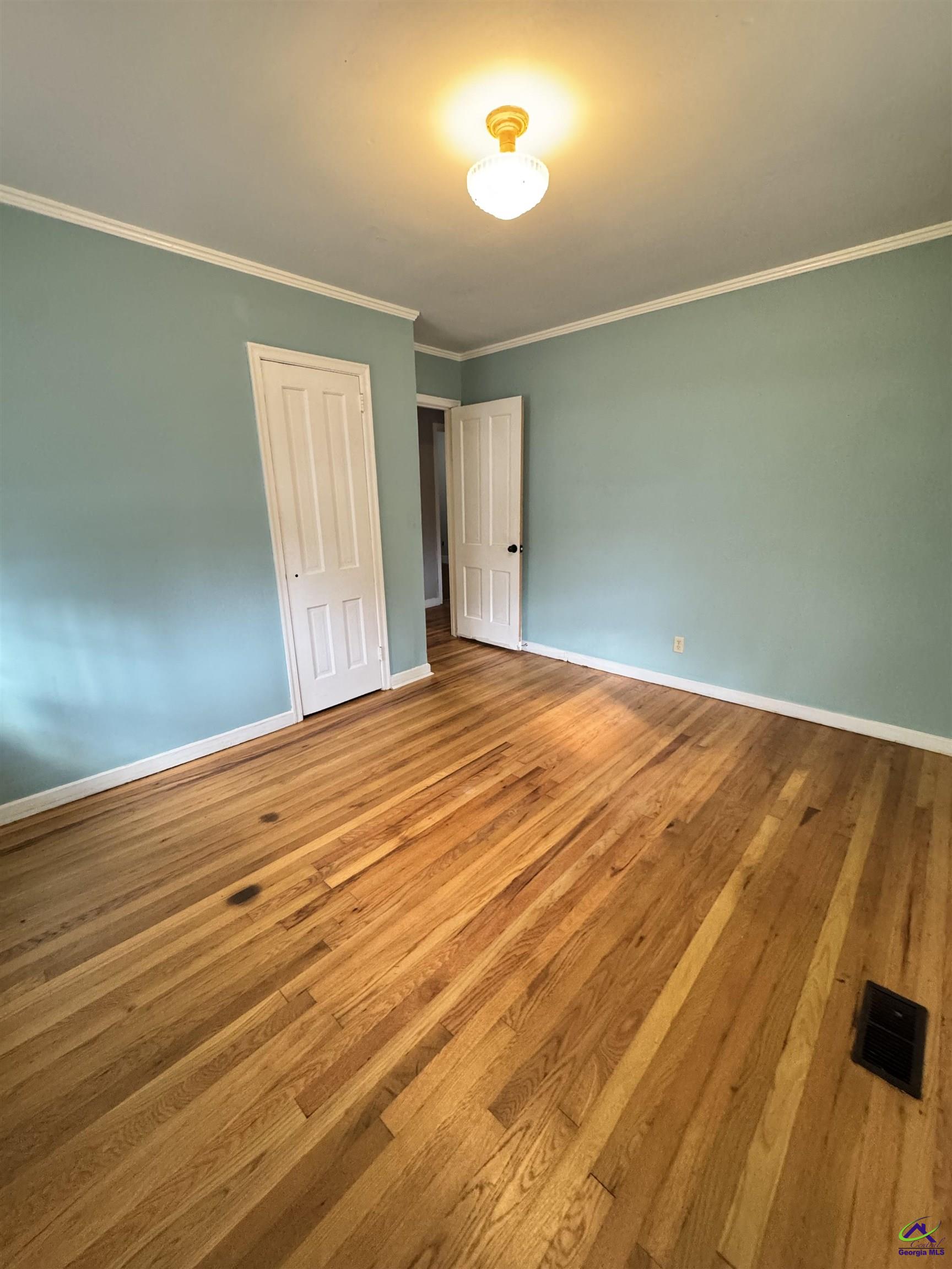201 Meadowdale Drive