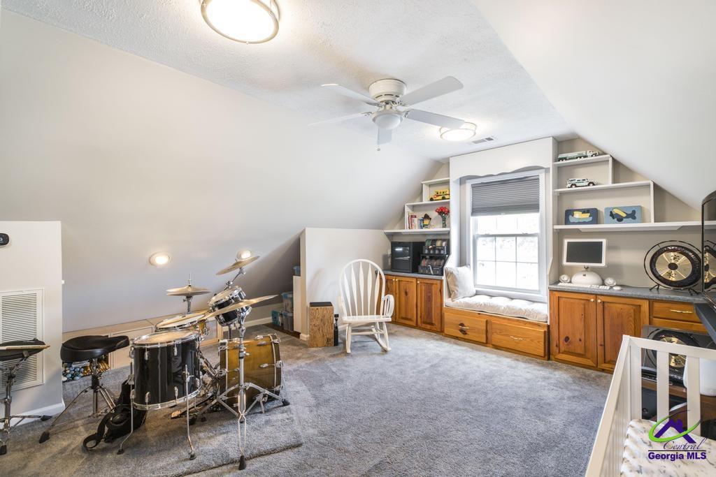 212 Cohen Court