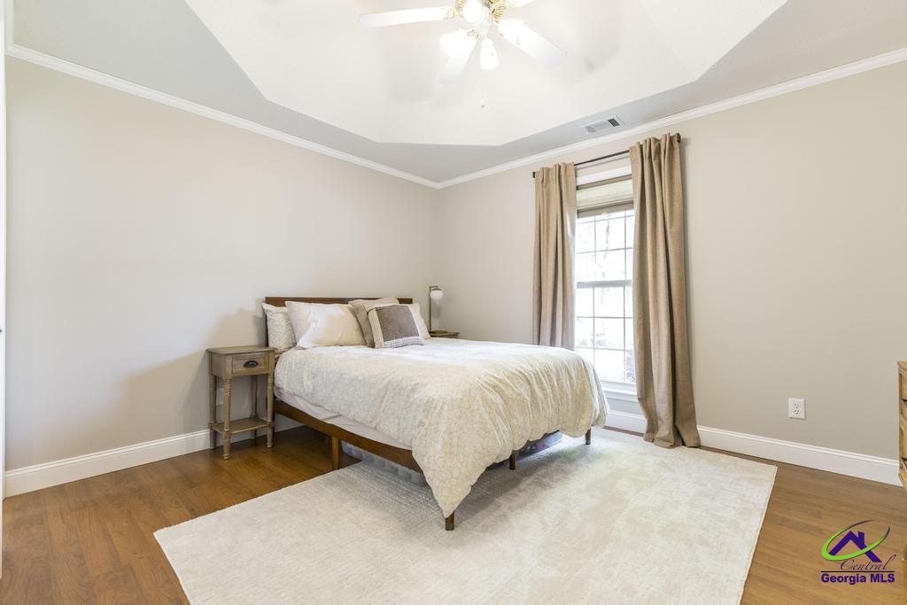 212 Cohen Court