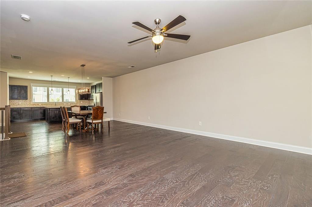 2808 White Oak Lane
