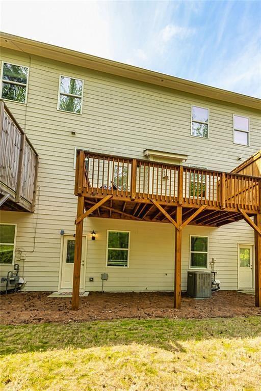2808 White Oak Lane