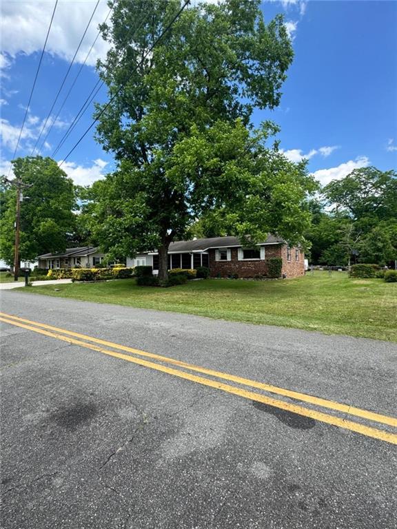 203 Pinecrest Drive