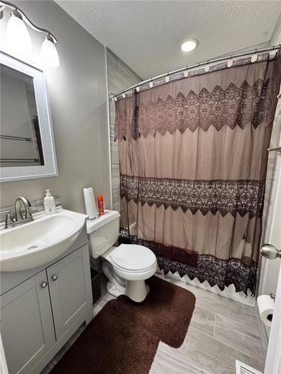 203 Pinecrest Drive