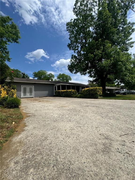 203 Pinecrest Drive