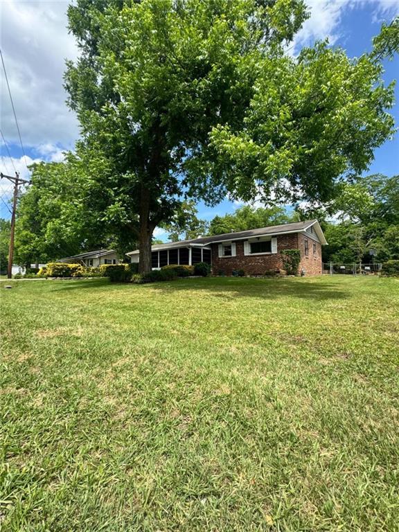 203 Pinecrest Drive