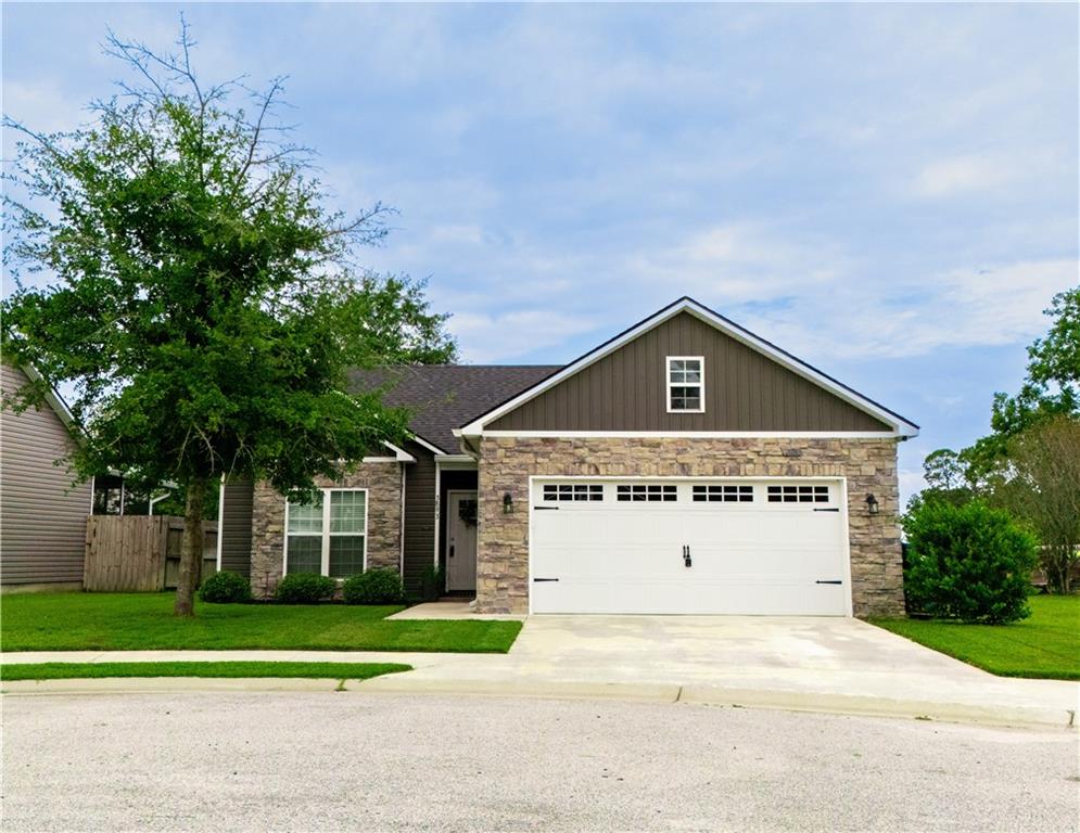 3893 Zaun Circle