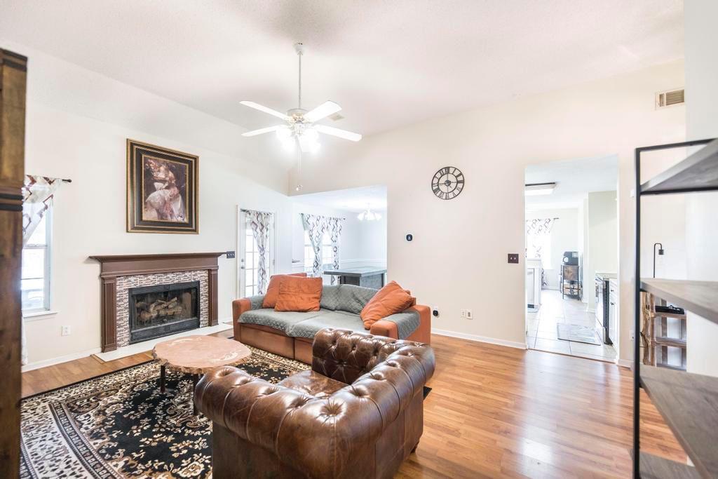 205 Woods Edge Way