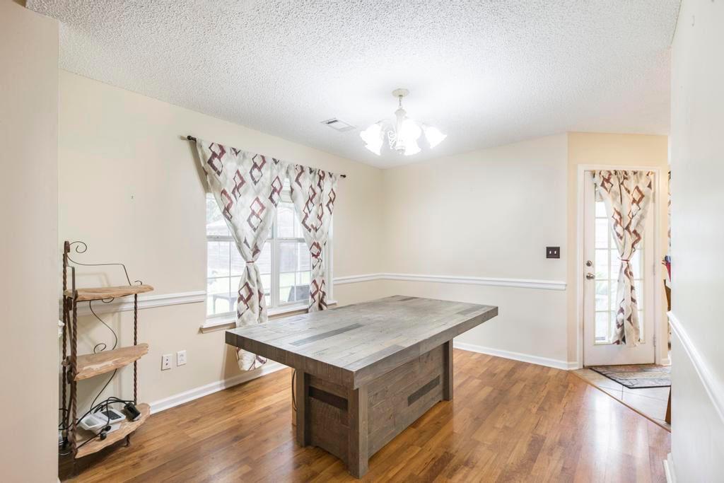 205 Woods Edge Way
