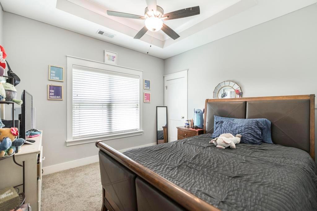 306 Rustic Live Oak Trail