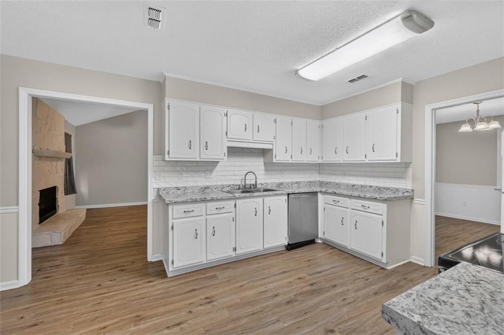1437 Brown Road