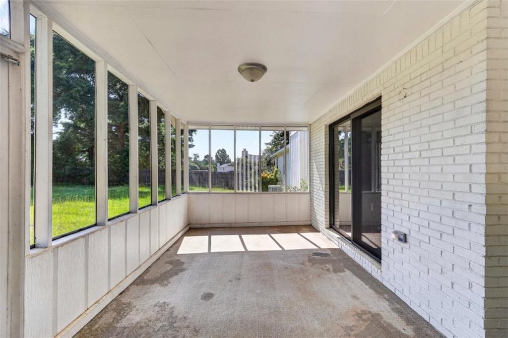 1437 Brown Road