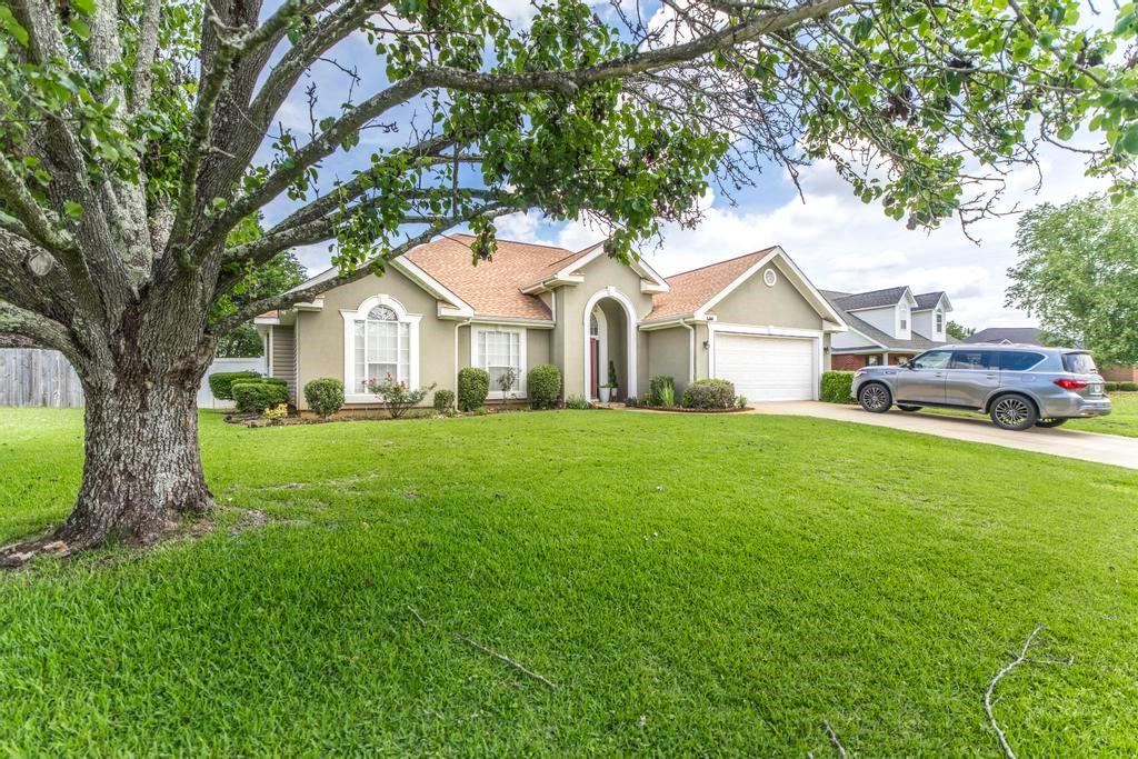 123 Galaxy Avenue